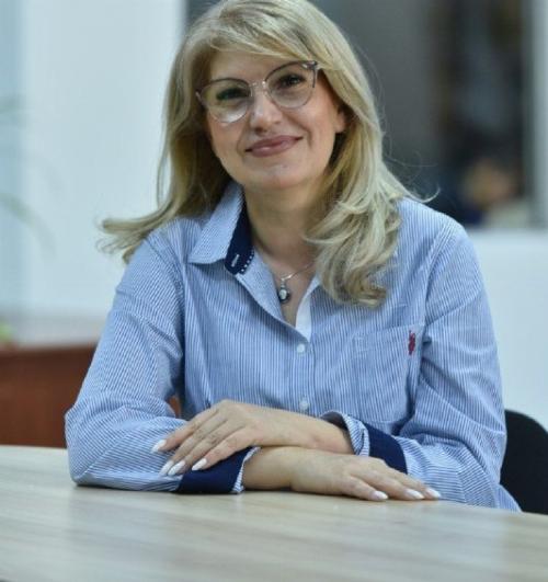 Նաիրա Գինոսյան 